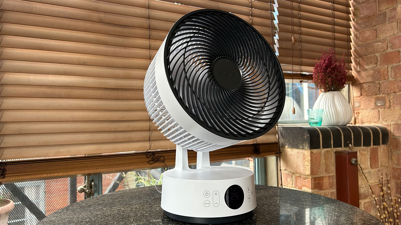 MeacoFan Sefte 10″ table fan - Quietest fan