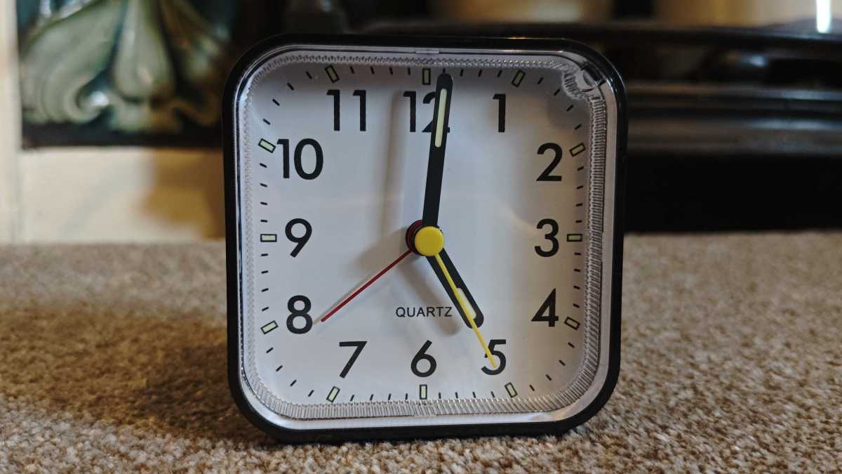 Tisaika alarm clock