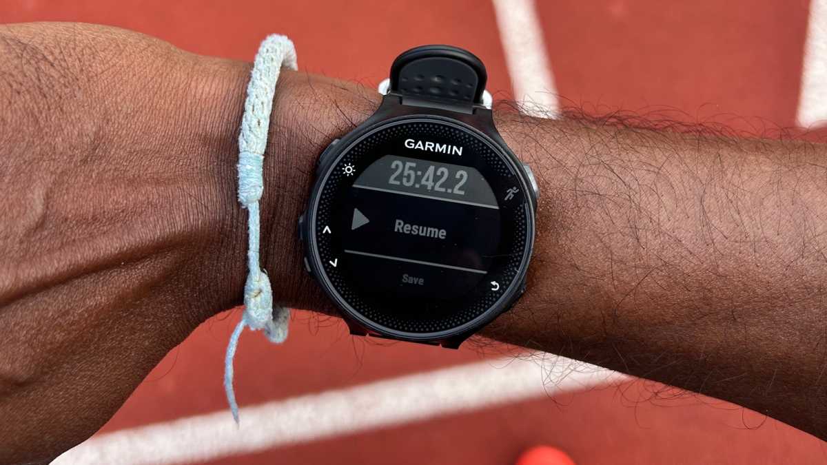 Garmin Forerunner 235 track