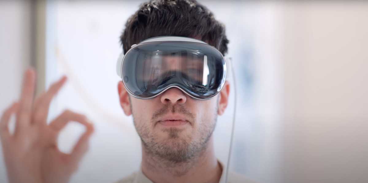Urlaubs-Momente, mal ganz eingefangen: Wie Youtuber MajorTech hier gerade vom Jetski aus mit der Insta360 X4 Dubai einfängt – das ist cool und auch spannend für Youtube, Instagram & TikTok.