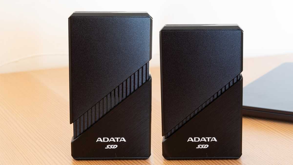 ADATA SE9120 Montage 1