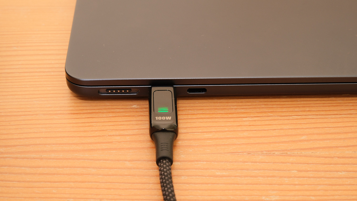 Acefast Desktop Power Station Z4 review: Stylish charger for your desk