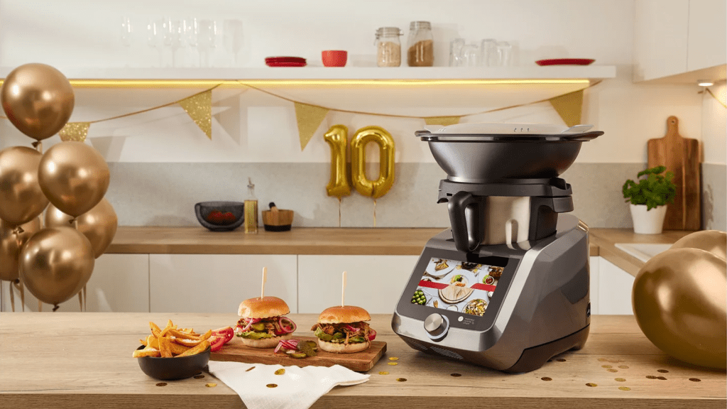 Image: Thermomix-Alternative fÃ¼r 499 Euro: Monsieur Cuisine als 10-Jahre-JubilÃ¤ums-Edition in tollen Farben