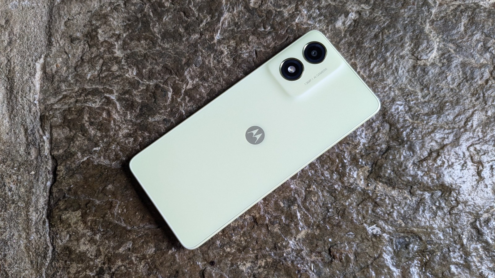 Motorola Moto e14 review: Super cheap but not without compromises