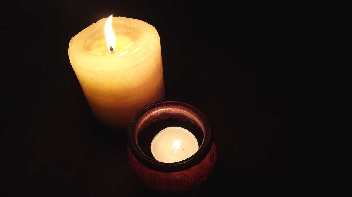 moto e14 photo sample candles
