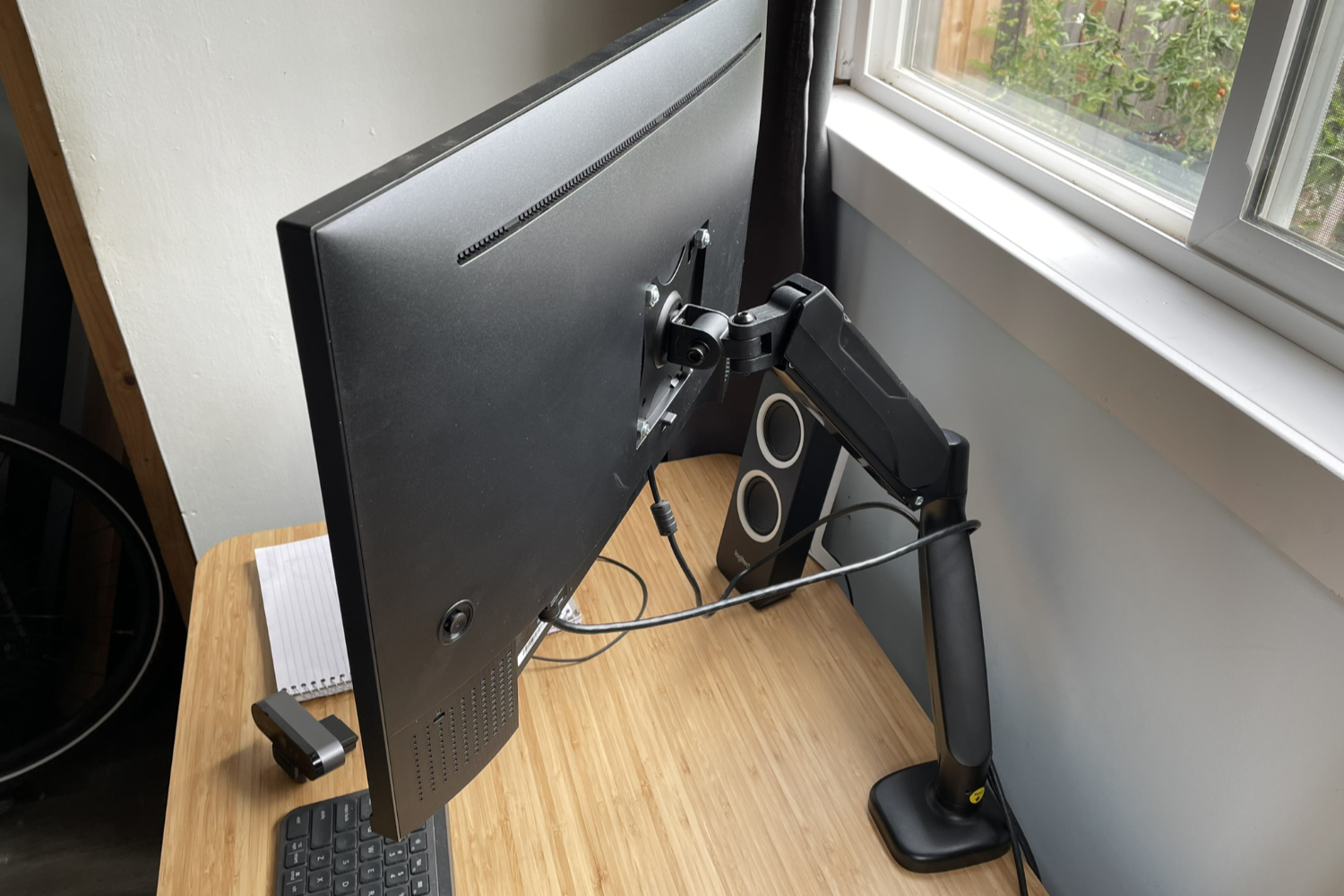 MountUp MU0004 Single Monitor Arm