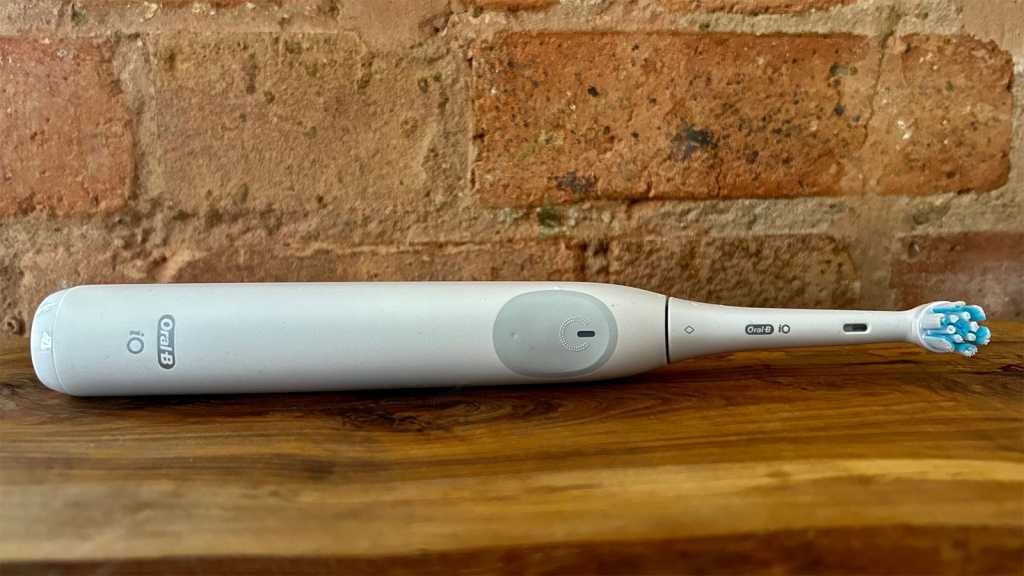 Image: Oral-B iO Serie 2 im Test: Elektrische ZahnbÃ¼rste mit starker Akkulaufzeit