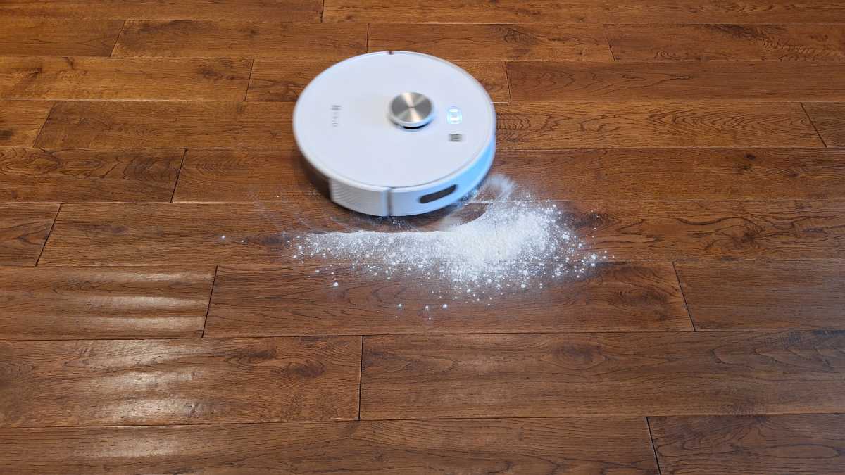 A close up of the EzViz RE5 Plus Robot Vacuum and Mop flour test first pass