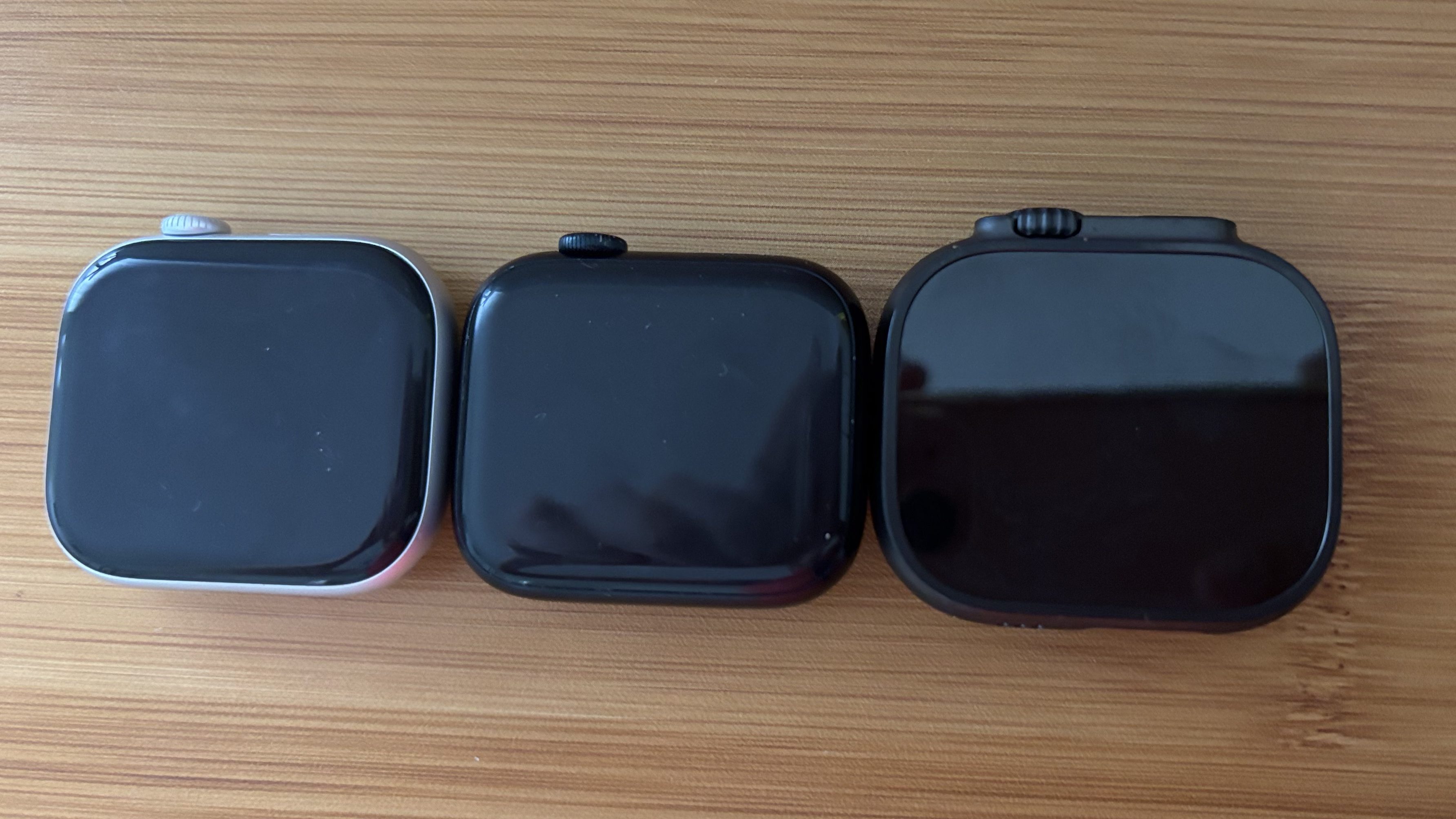 Apple Watch Size: Ultra 2, Series 9 45mm, Series 10 46mm (right to left). 