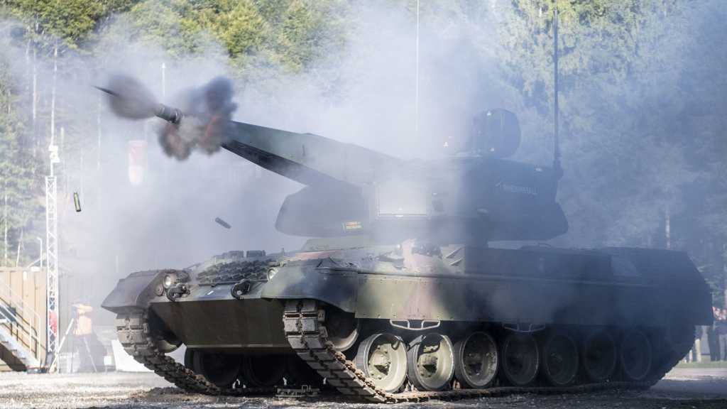 Image: Gepard-Nachfolger: Neuer Flugabwehrpanzer der Bundeswehr feuert ersten scharfen Schuss ab