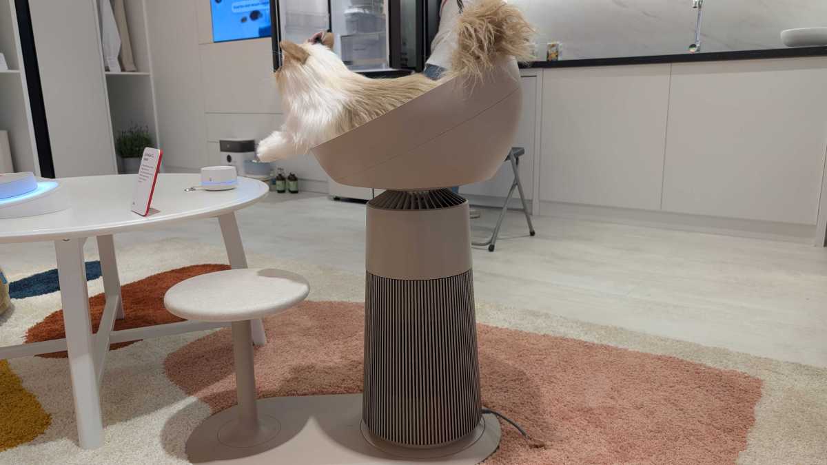 LG Cat Bed with Air Purifier