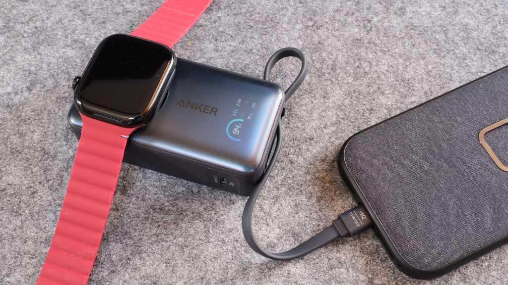 Image: Anker Maggo Powerbank 10K Apple Watch im Test - Beste LadelÃ¶sung fÃ¼r iPhone und Apple Watch