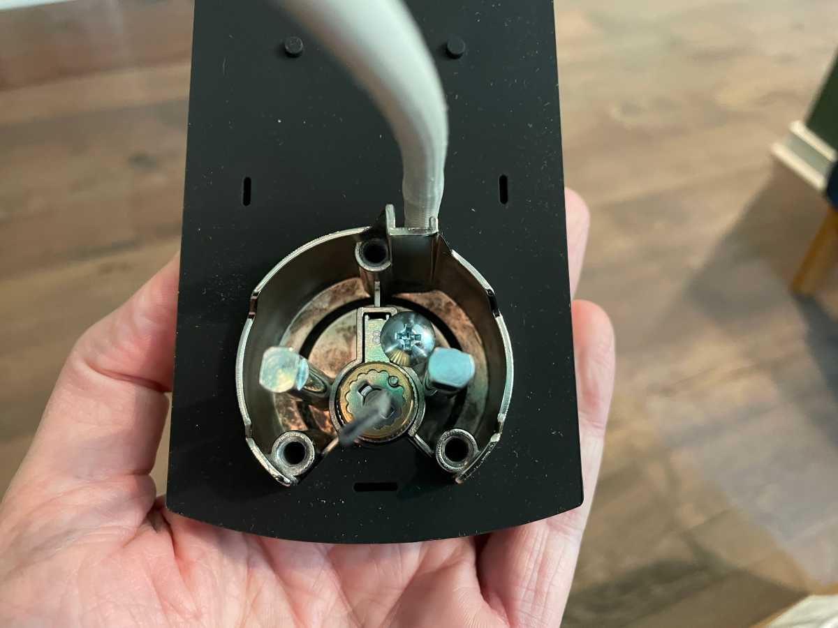 Brinks Electronic Fingerprint lock exterior escutcheon 2