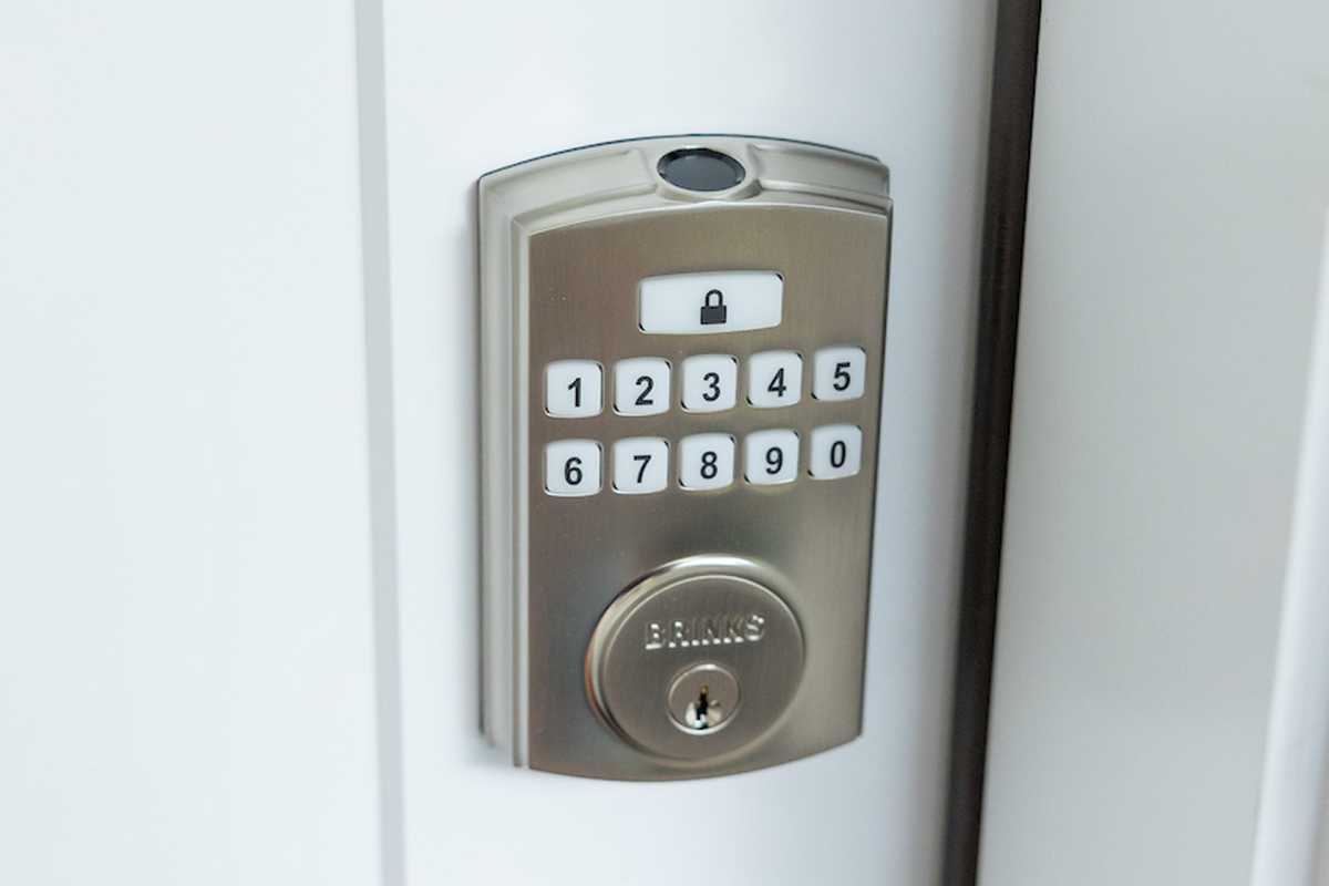 Brinks Electronic Fingerprint lock installed