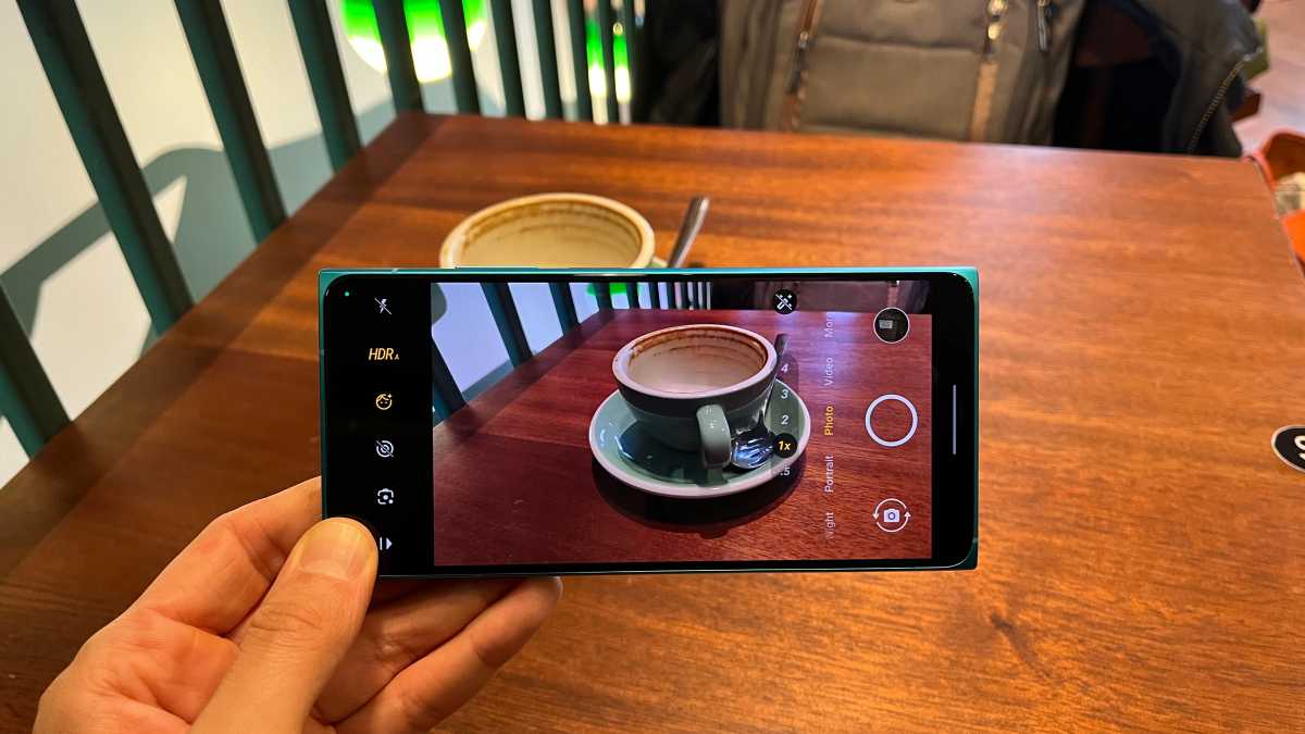 HMD Skyline camera app