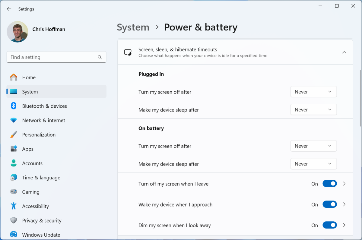 Captura de pantalla de configuración de Windows 11 para las funciones de detección de presencia