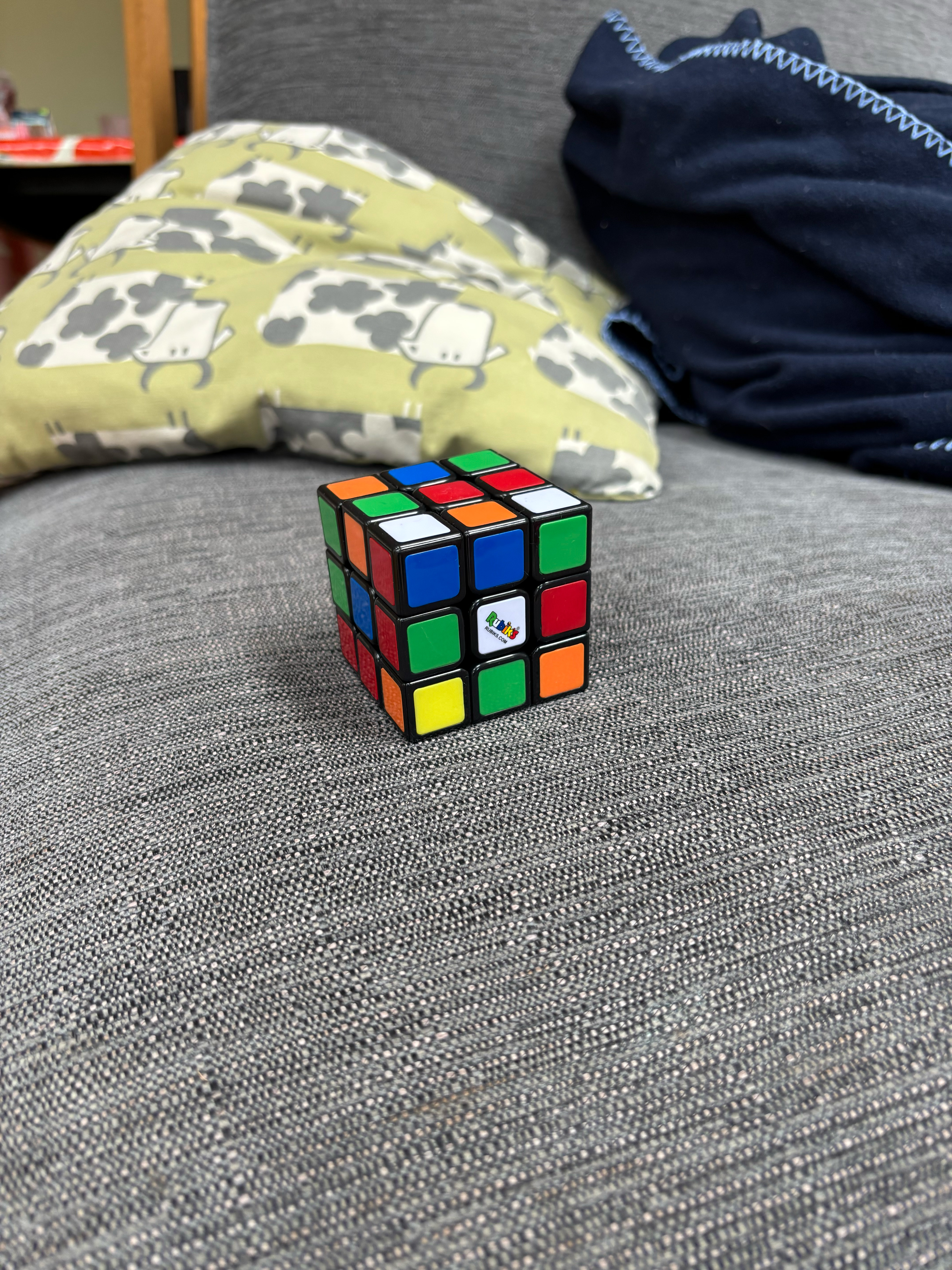 iPhone 15 Plus Rubik's Cube test photo