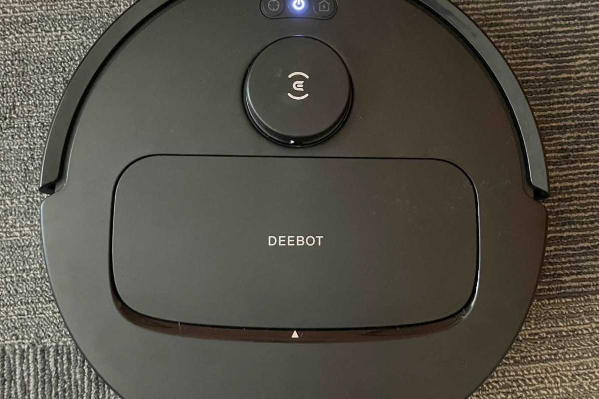 Ecovacs Deebot N30 Omni top