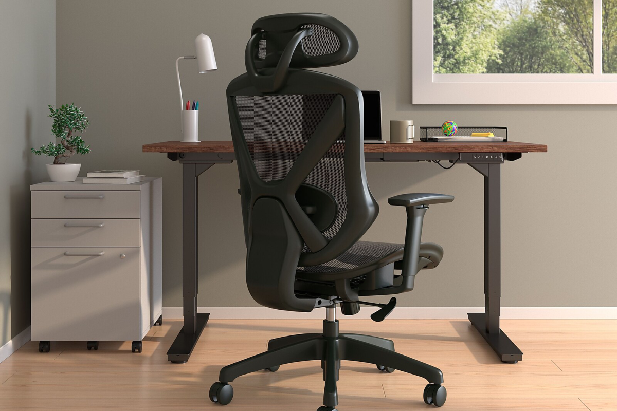 Reddit’s favorite desk chair is a killer 66% off during Black Friday