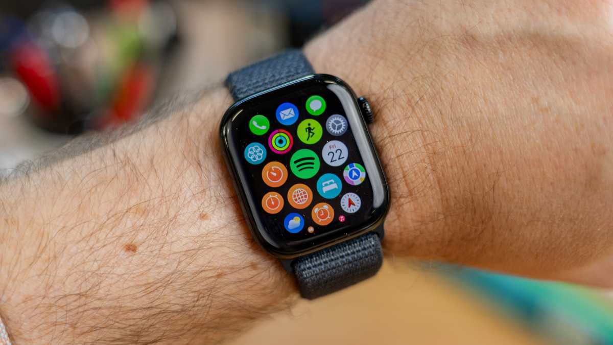 Apple Watch Series 10 Review 8