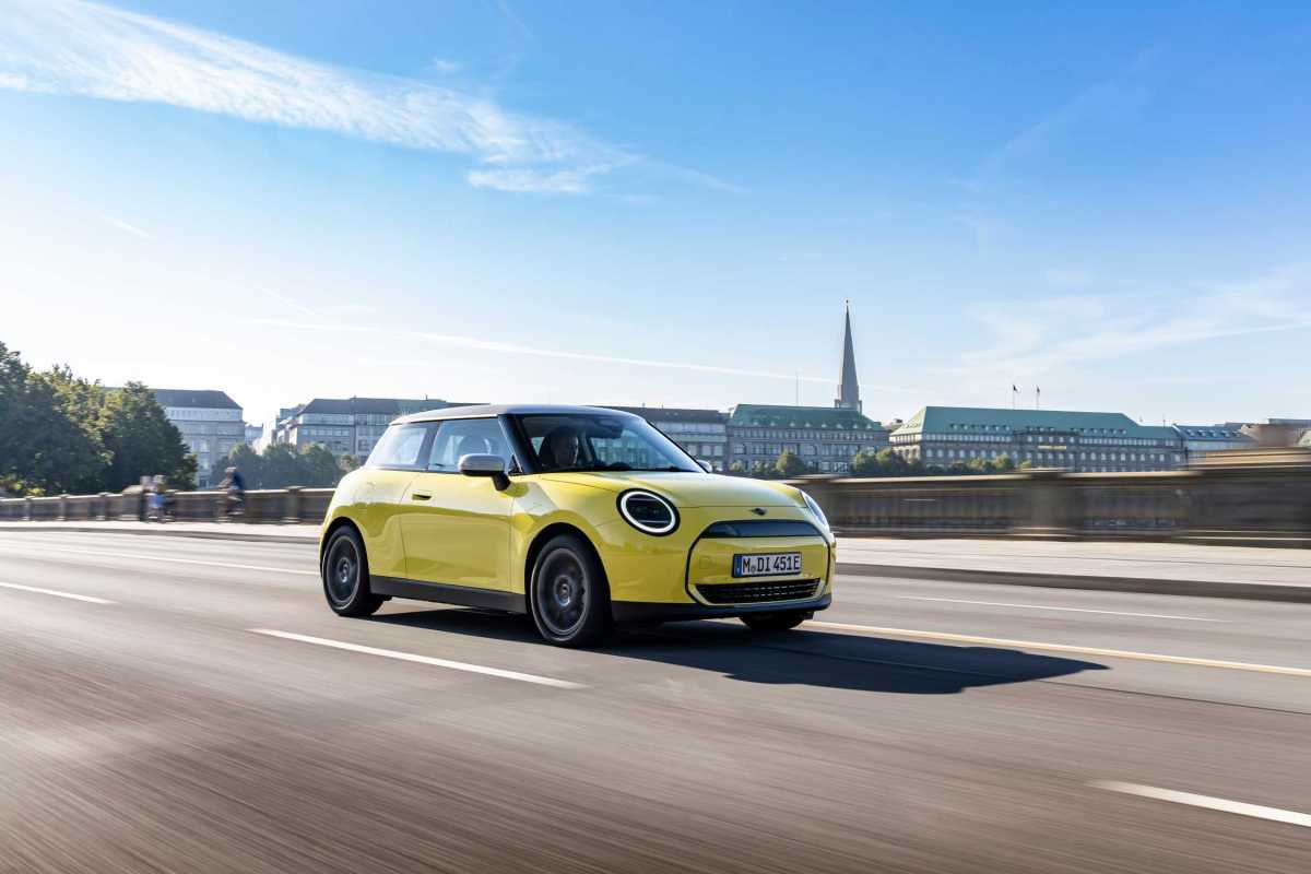 Mini Cooper E (Essential Trim)