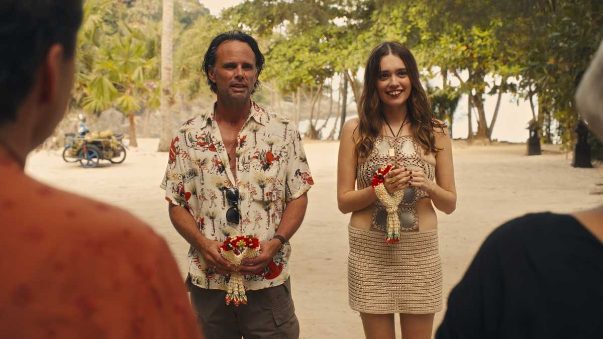 Walton Goggins and Aimee Lou Wood in The White Lotus season 3