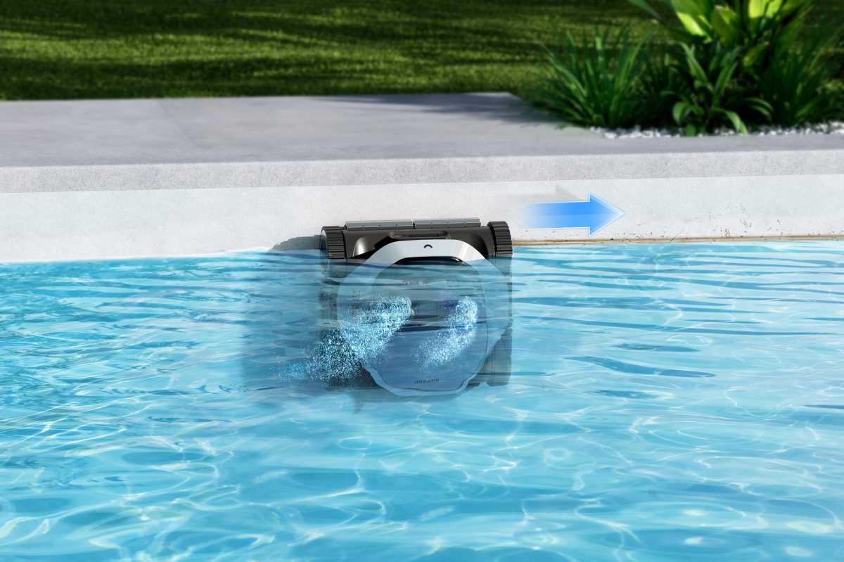 Dreame Z10 Pro robotic pool cleaner