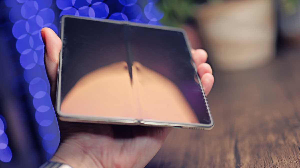 Huawei Mate X6 review 11