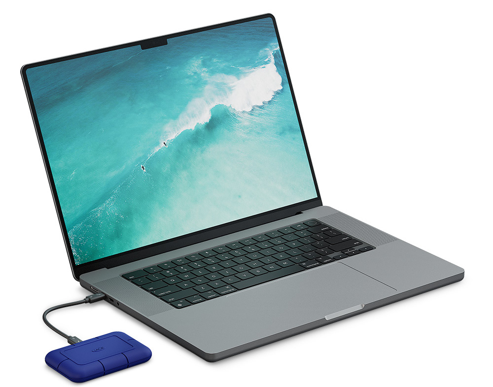 LaCie Pro5 TB5 and Laptop