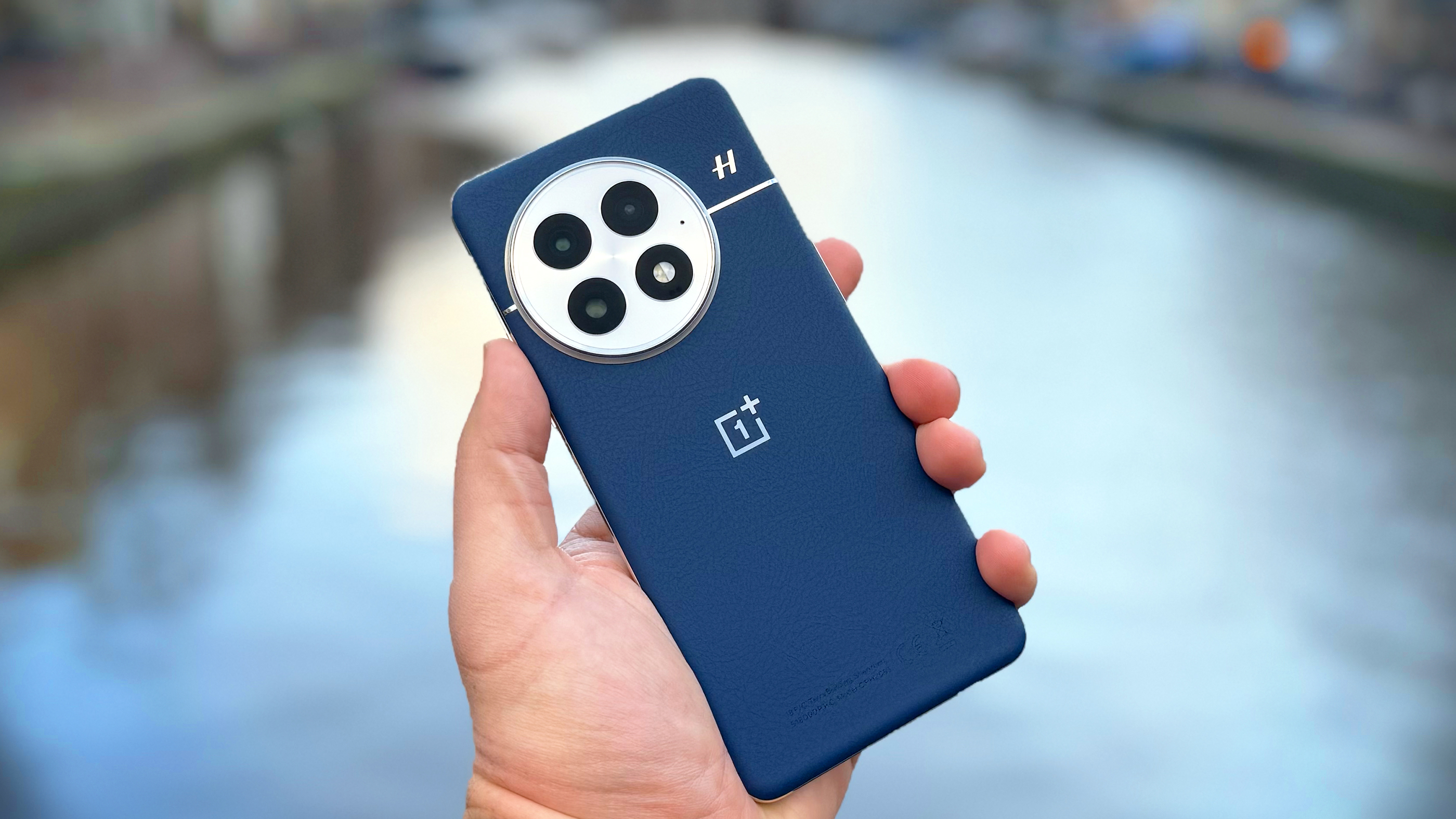 OnePlus 13 - Best design