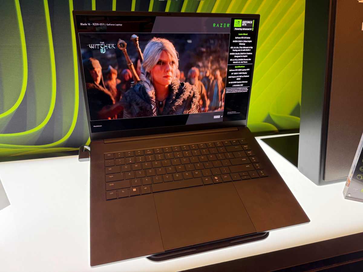 Razer Blade 16