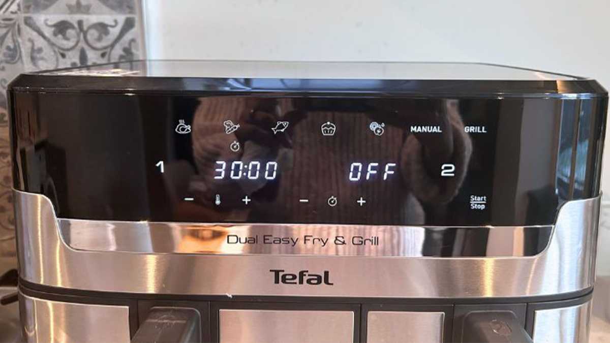 The digital control panel on the air fryer