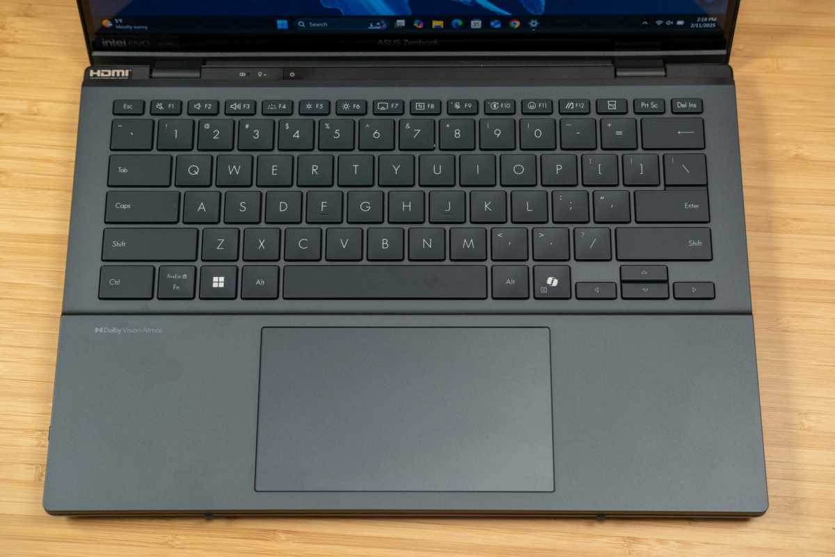 Asus Zenbook Duo keyboard