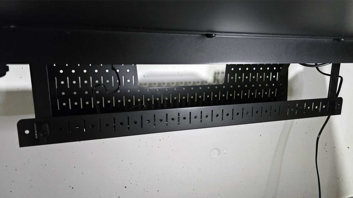 Kabelwanne der Corsair Platform:4