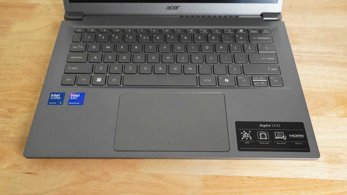 Acer Aspire 14 AI keyboard