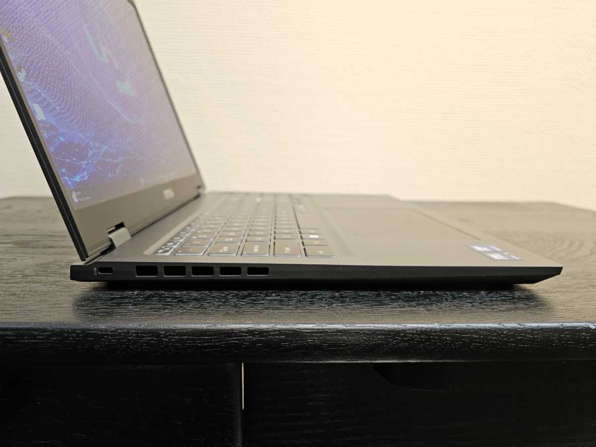 MSI Prestige 16 AI Evo (B2HMG) laptop Intel Arrow Lake H processor