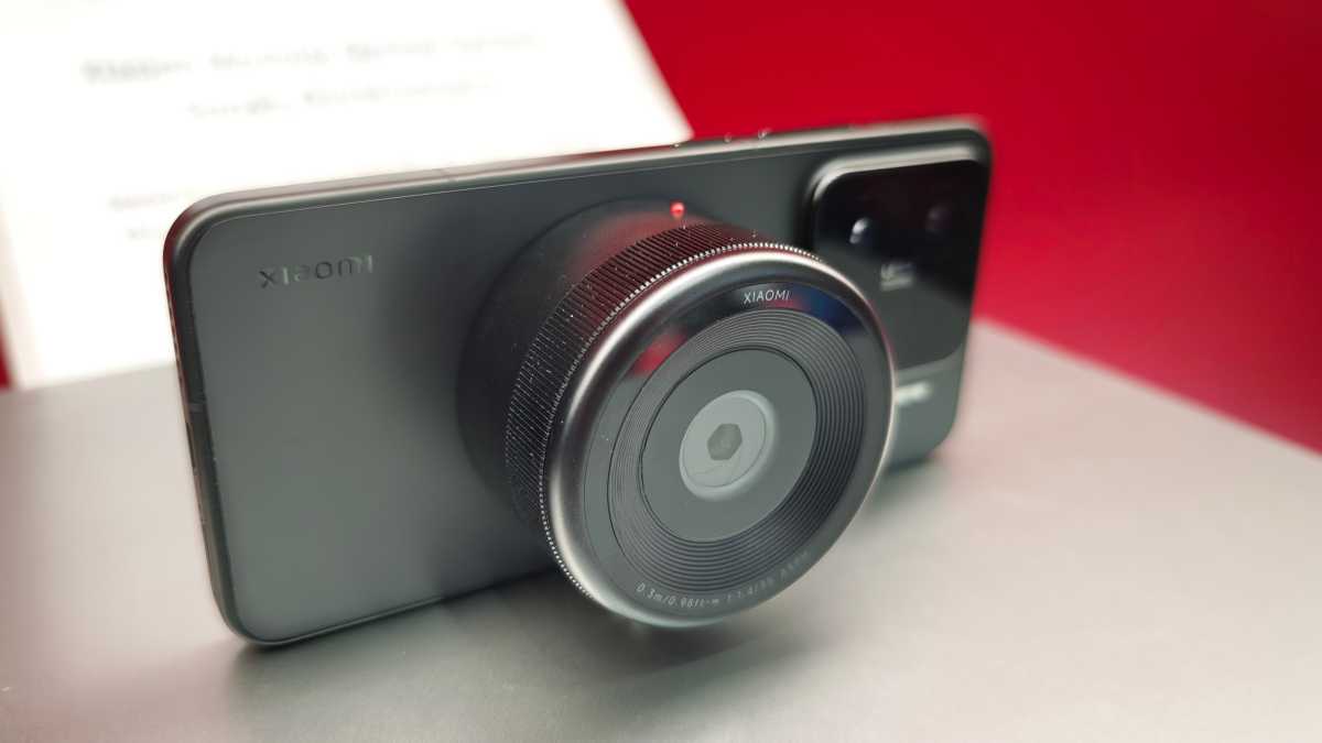 Xiaomi Modular Optical System on phone - 3