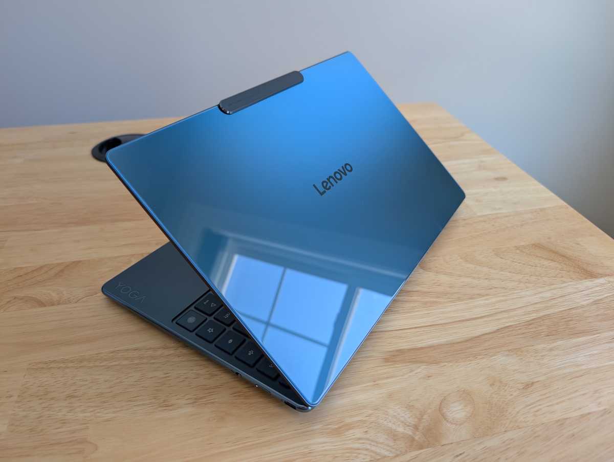 Lenovo Yoga Slim 9i 14 lid