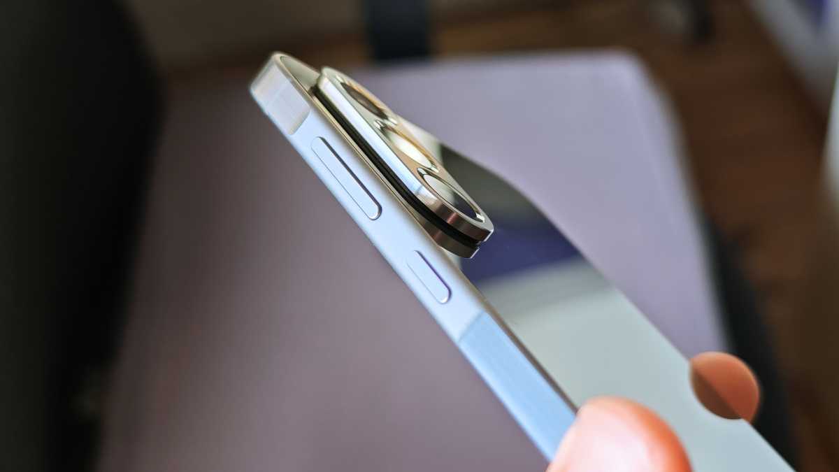 Samsung Galaxy A56 REVIEW buttons