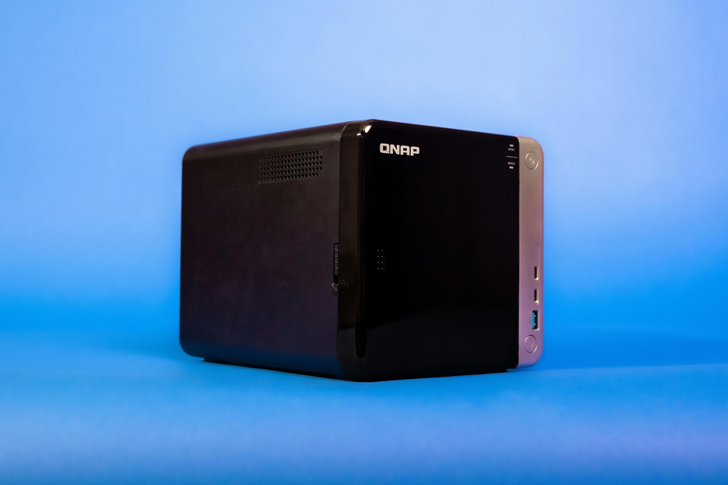 QNAP NAS