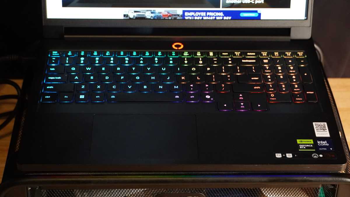 Lenovo Legion Pro 7i 16 keyboard