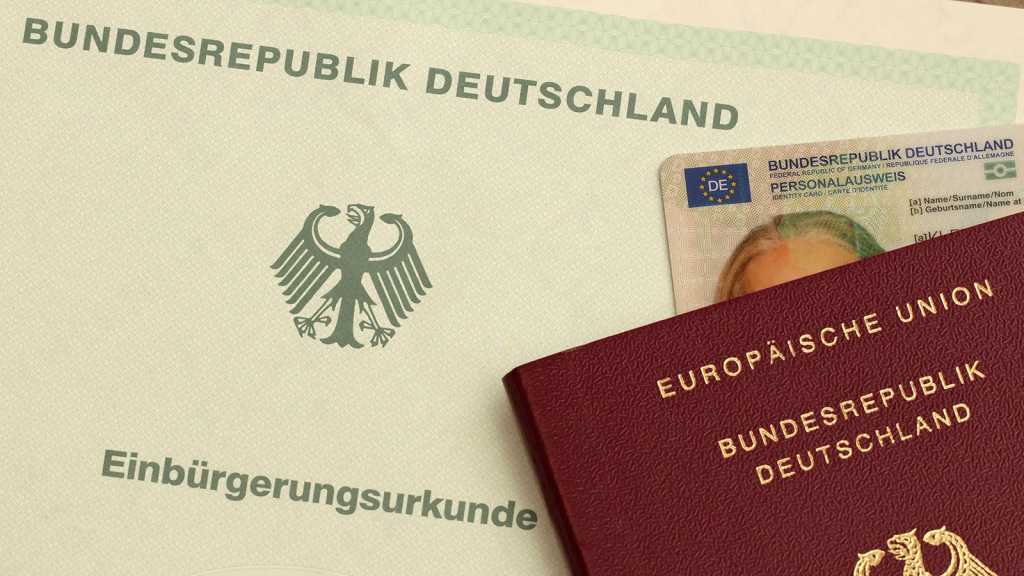 Image: Warum Sie kein Geld in Apps fÃ¼r biometrische Passfotos ausgeben sollten â Stichtag 1. Mai