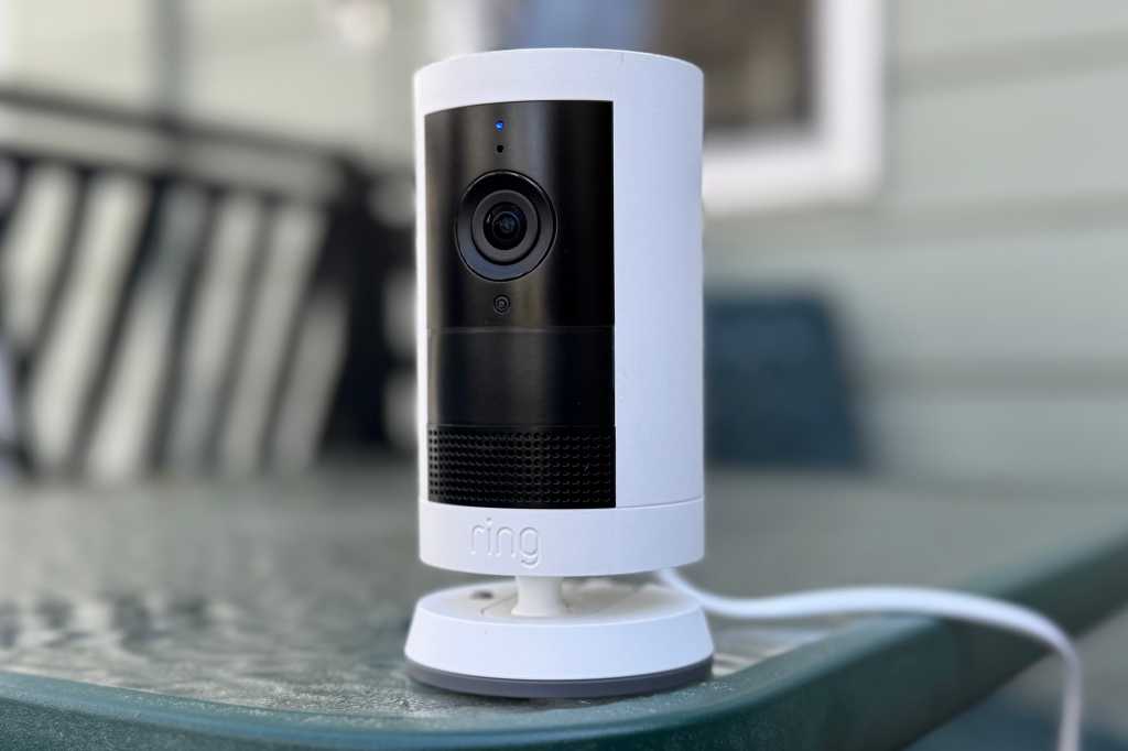Image: Ring Outdoor Cam Plus im Test: Sicherheitskamera fÃ¼r drinnen und drauÃen