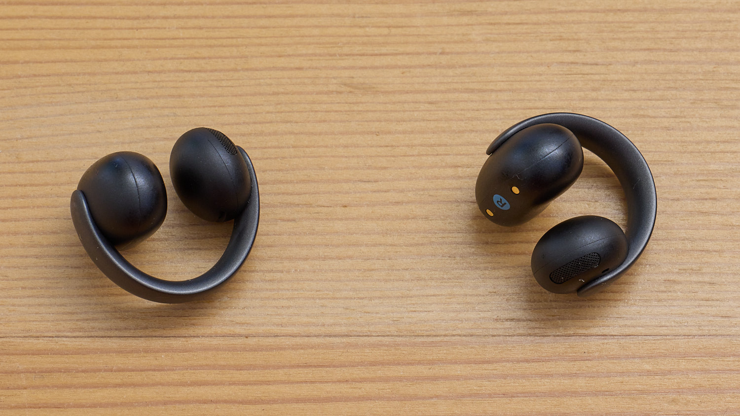 Soundcore AeroClip review: Clip-on open-ear earphones | Macworld