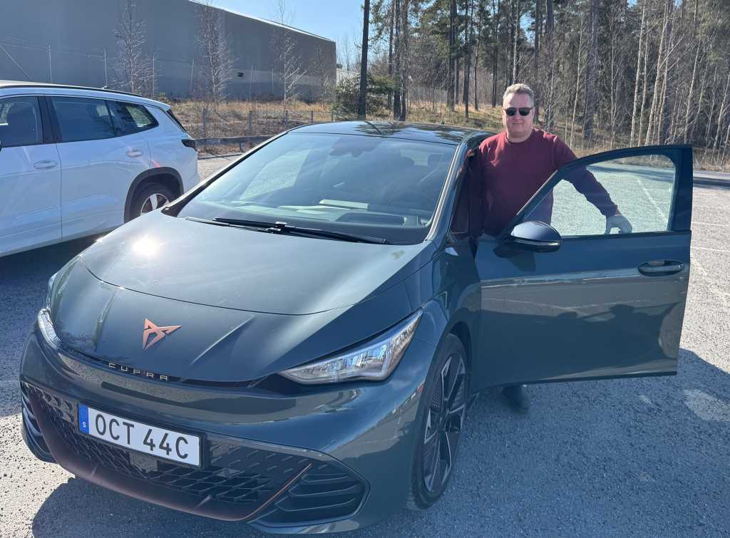 Image: Cupra Born VZ im Test: Flott und sportlich, aber viele stÃ¶rende Details