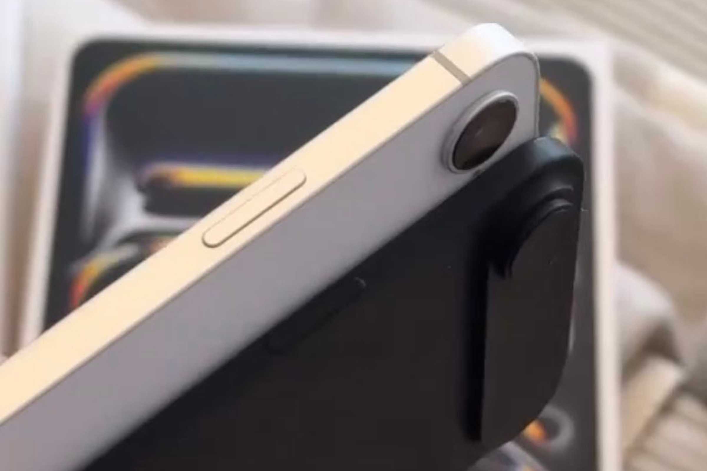 iPhone 16th next to an iPhone 17 air disclosed