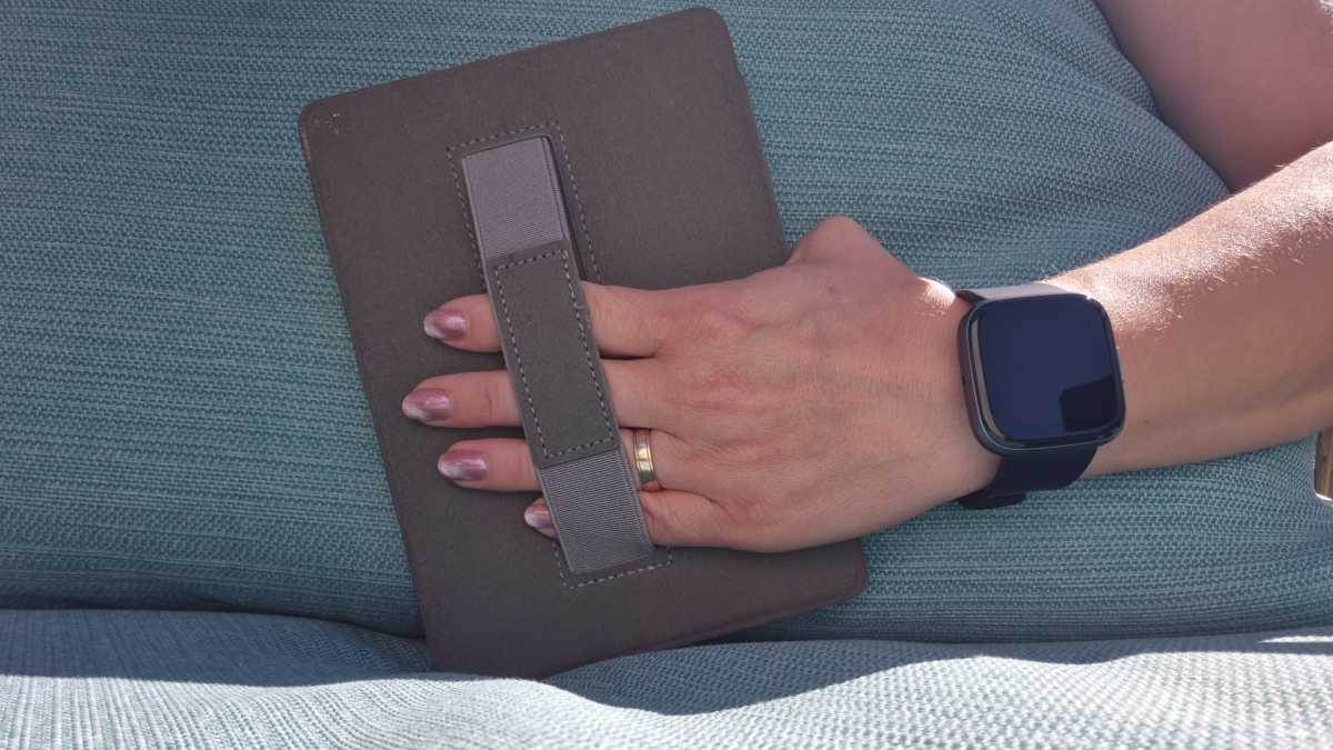 Kindle Paperwhite with case with hand strap