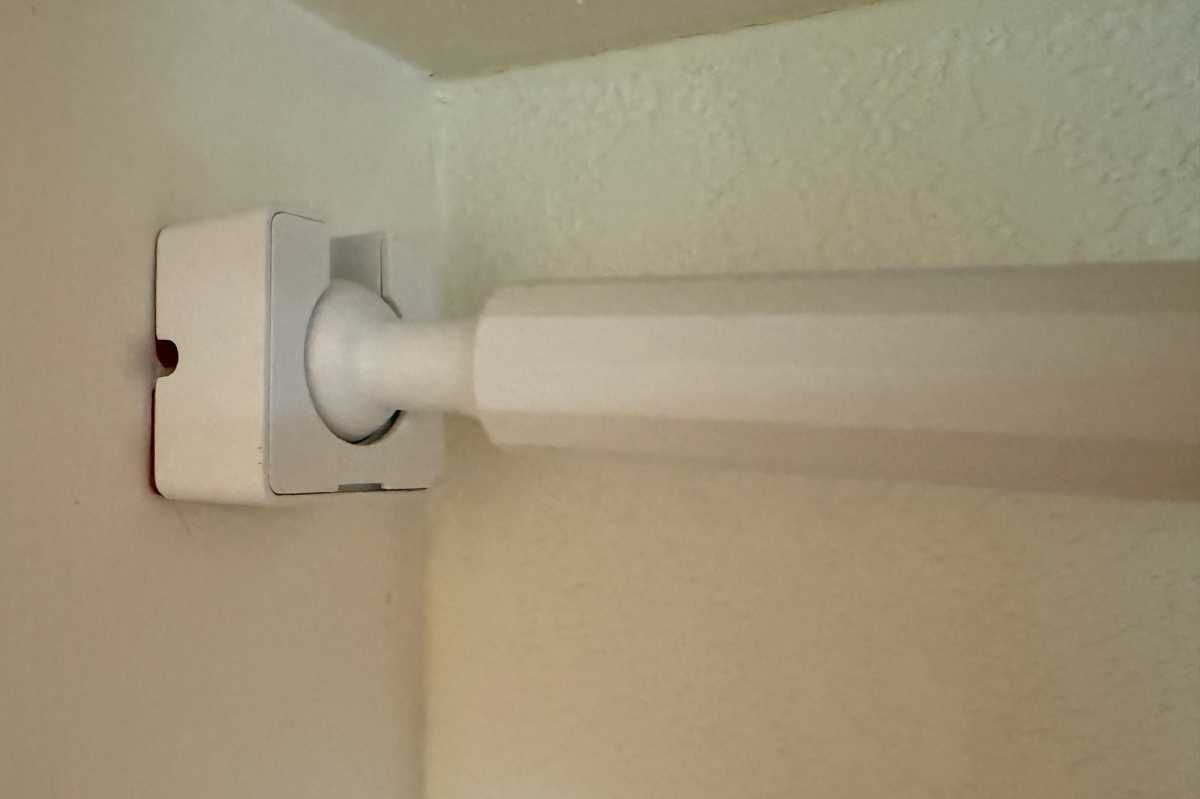 Govee Skylight mounting base and fixing bar