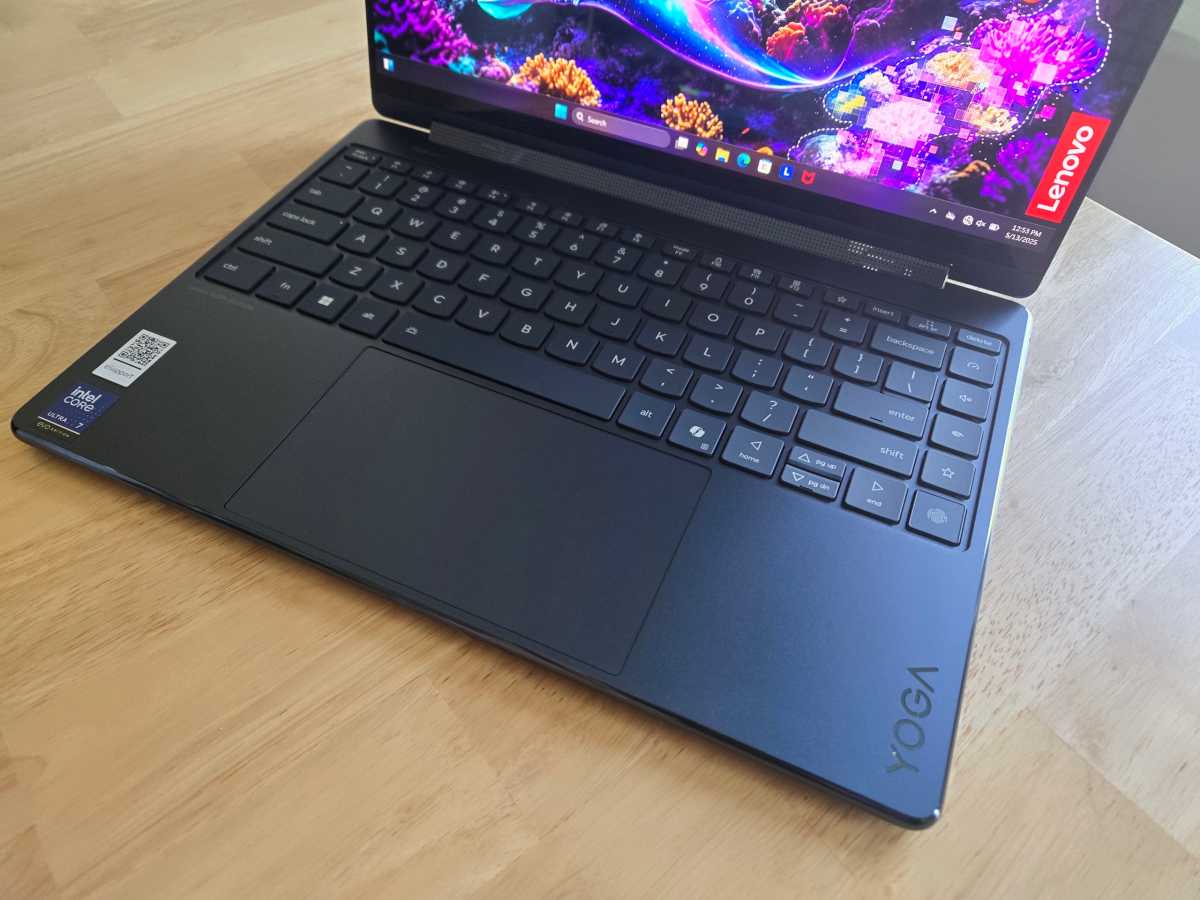 Lenovo Yoga 9i 2-in-1 keyboard