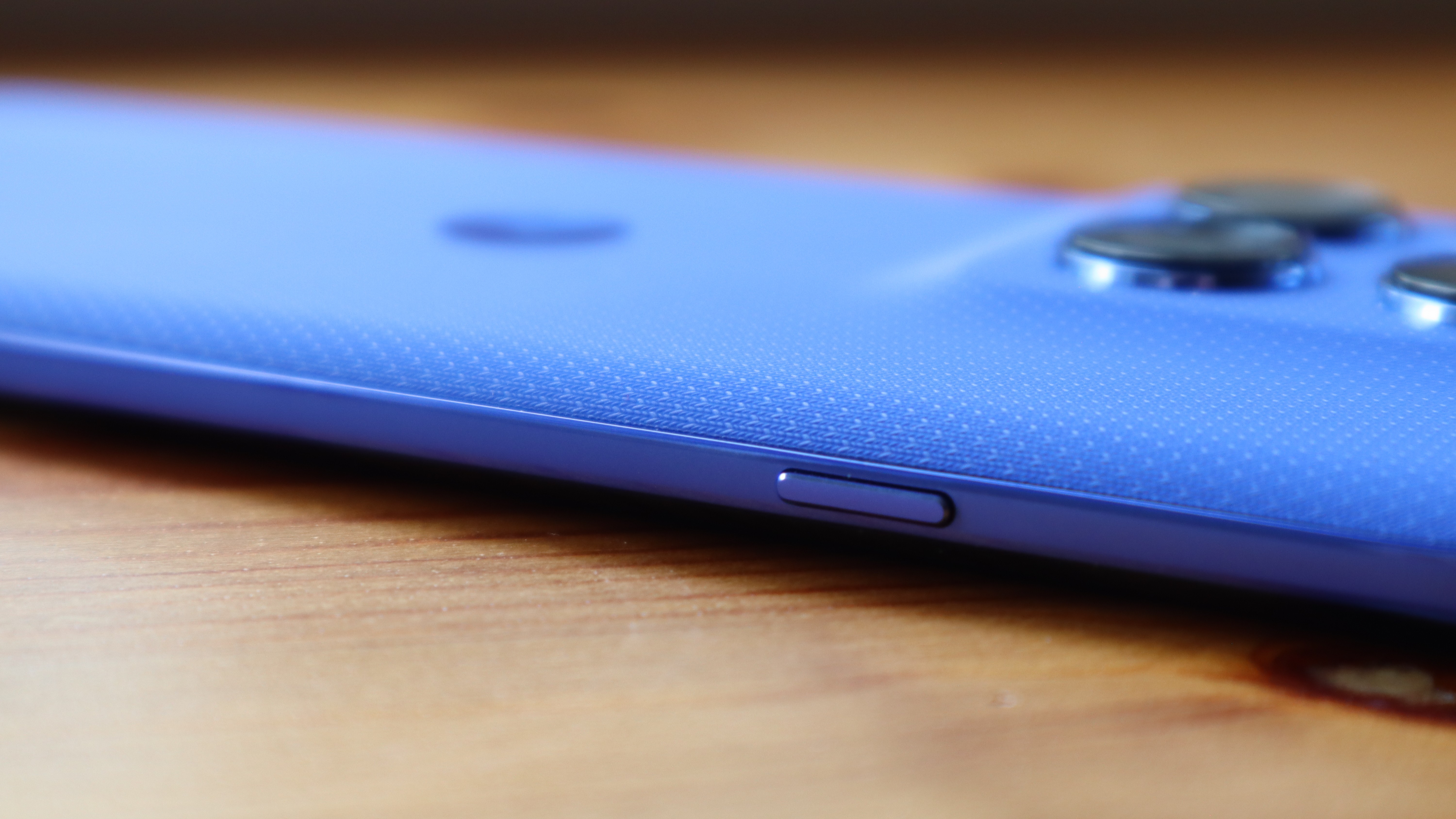 Motorola Edge 60 Pro Review: The tastiest looking mid-ranger
